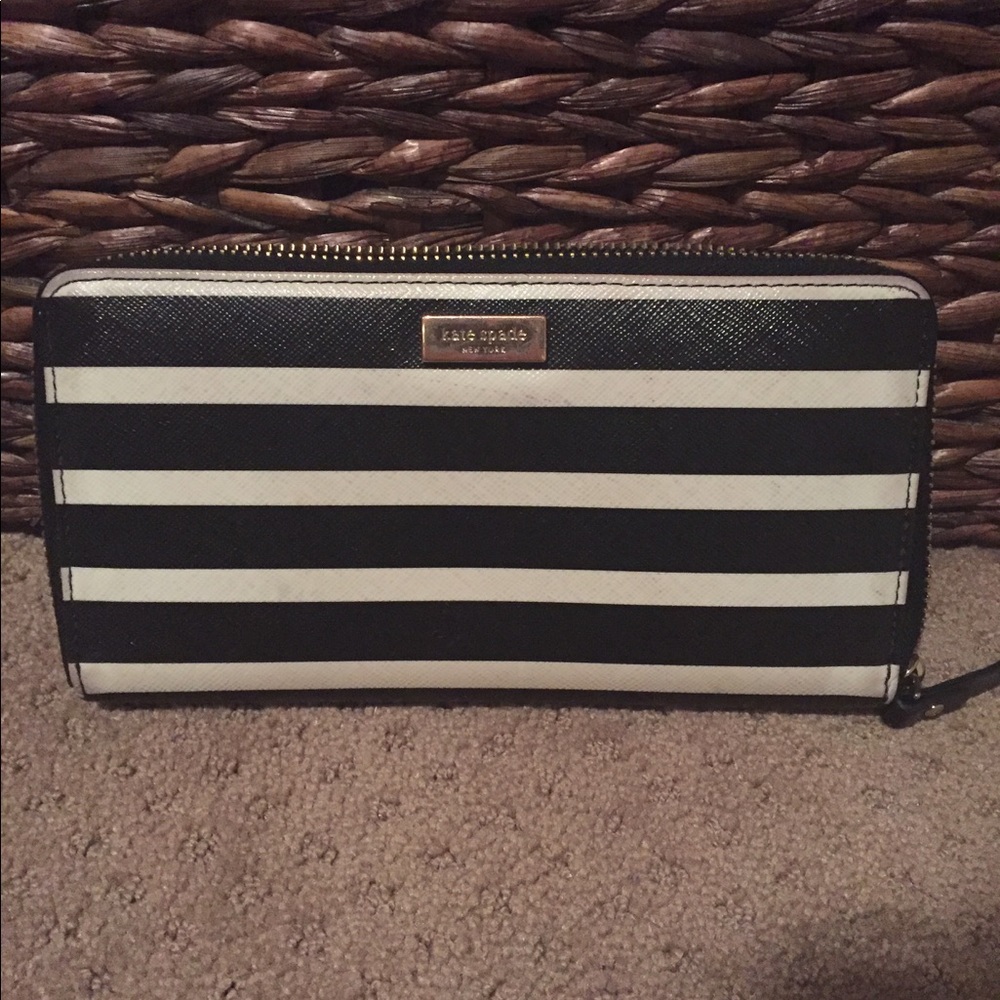 Kate spade stripe wallet